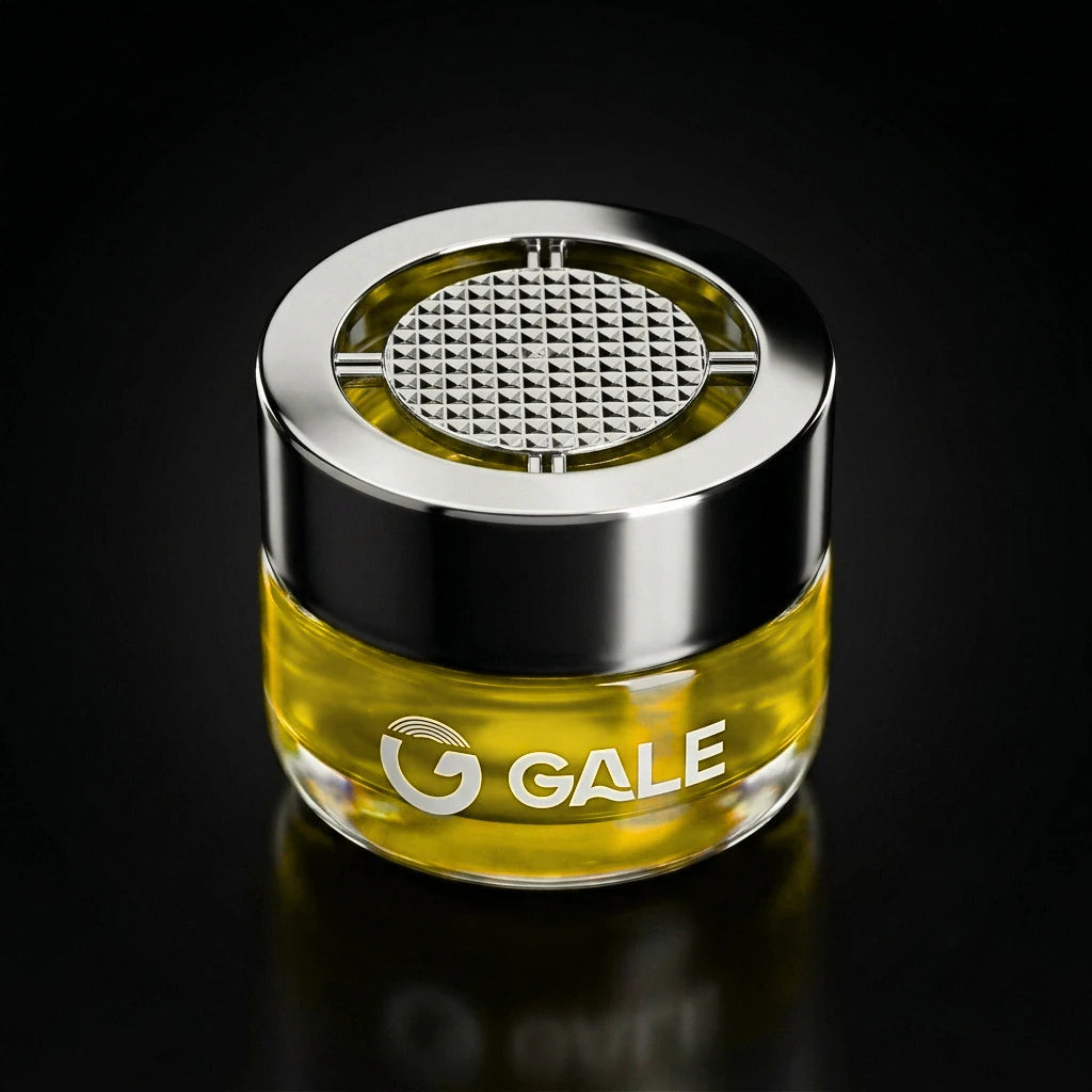 Gale Dude — lifestyle view by Flowertrail